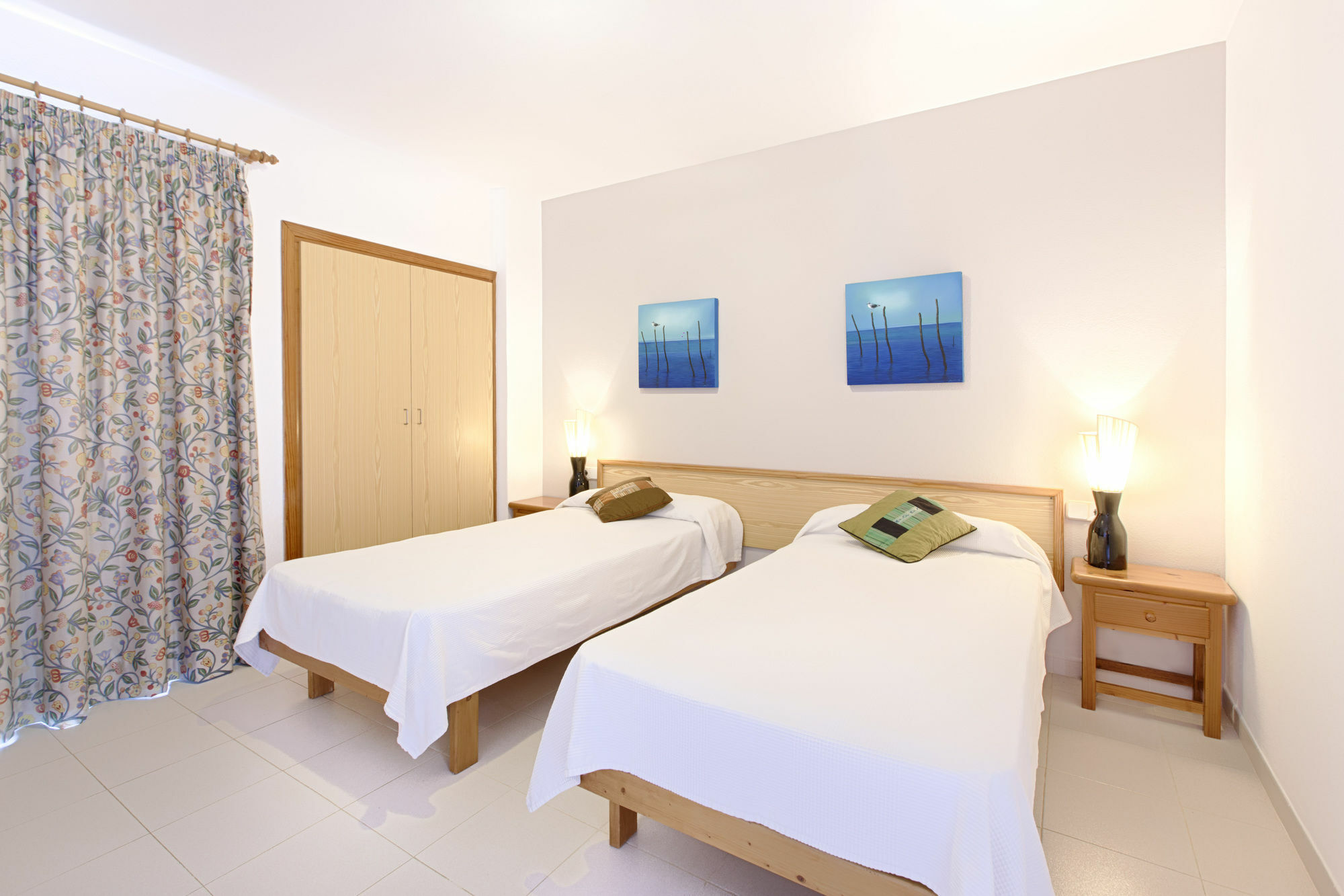 Apartamentos Colomar Santa Eularia des Riu Exteriör bild